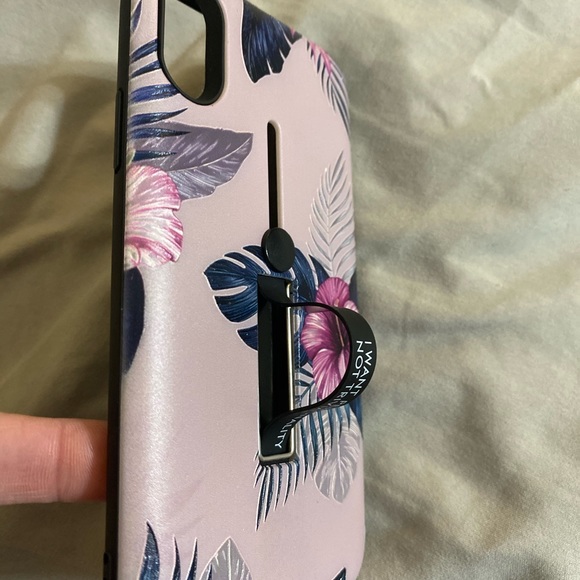 iPhone X case w/attached loopy - Picture 5 of 7